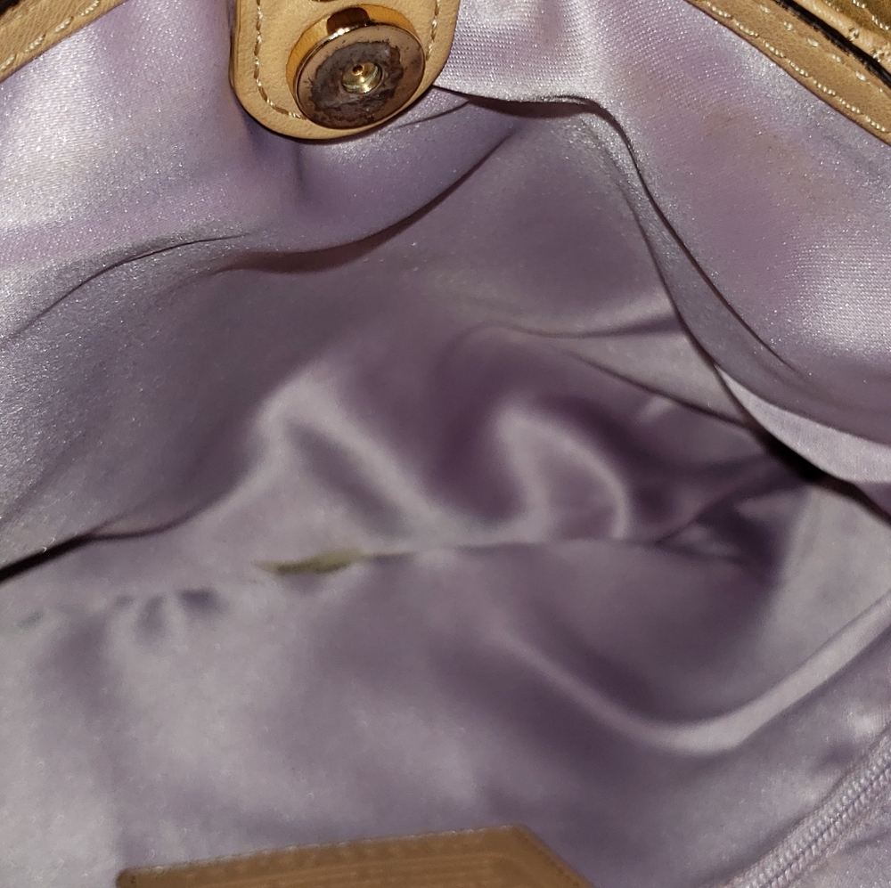 Coach F21926 Ashley Leather Hobo Handbag Shoulder Bag. Tan w/Purple lining. - Picture 7 of 16